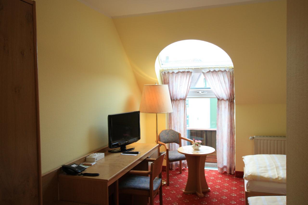 Hotel Buergerhof Hohenstein-Ernstthal Exterior photo